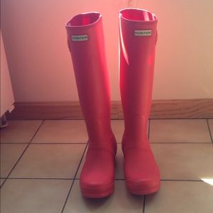 Matte coral tall Hunter boots